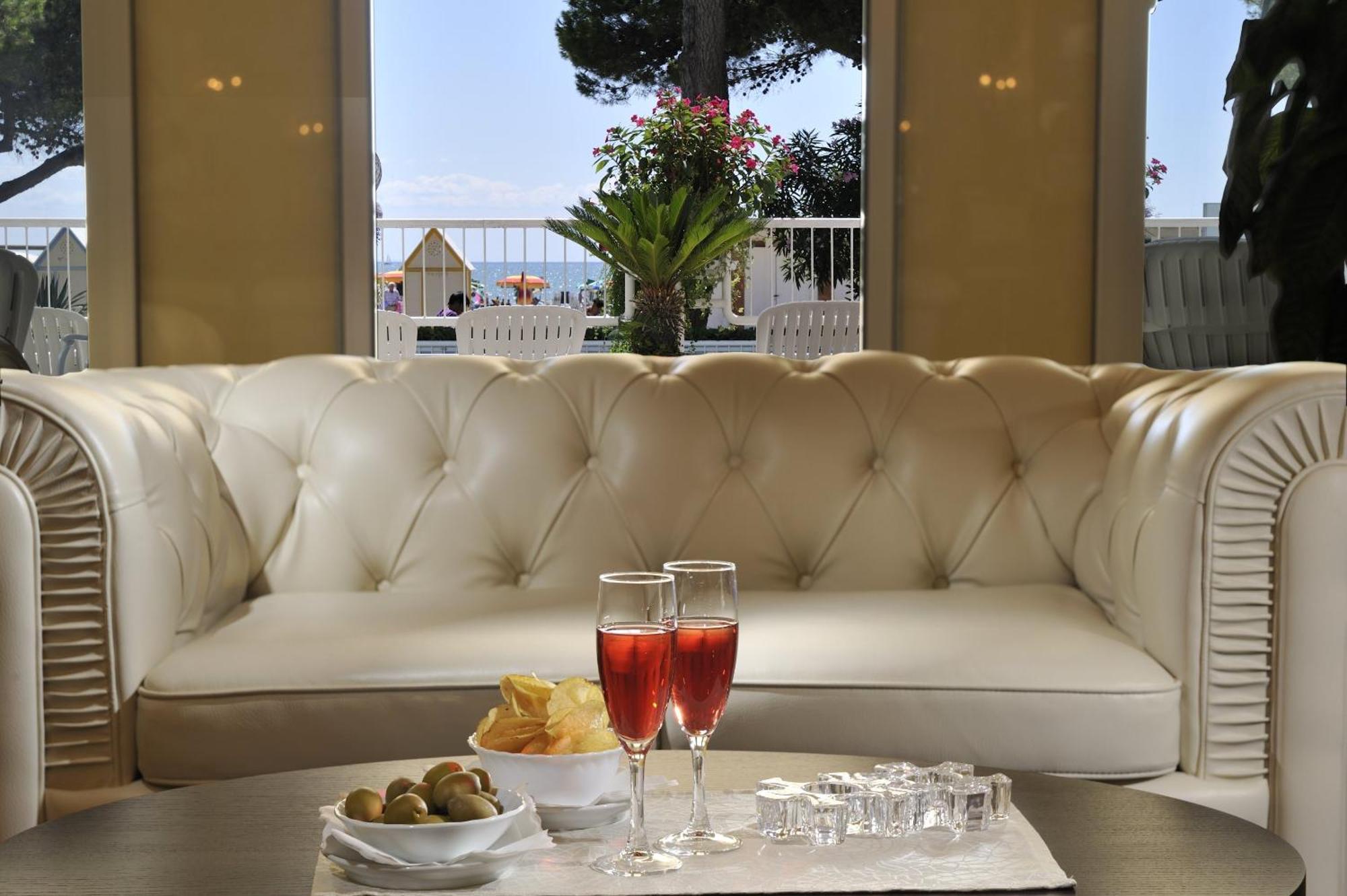 Grand Hotel Playa Lignano Sabbiadoro Exterior photo